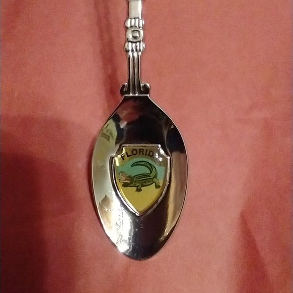 5 Vintage Souvenir Spoons - Picture 4 of 16